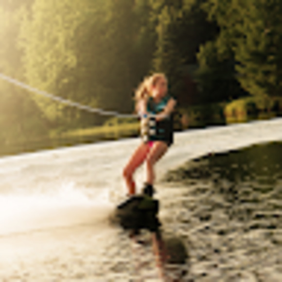 Meet your Posher, Jennifer - Picture 1 of 1